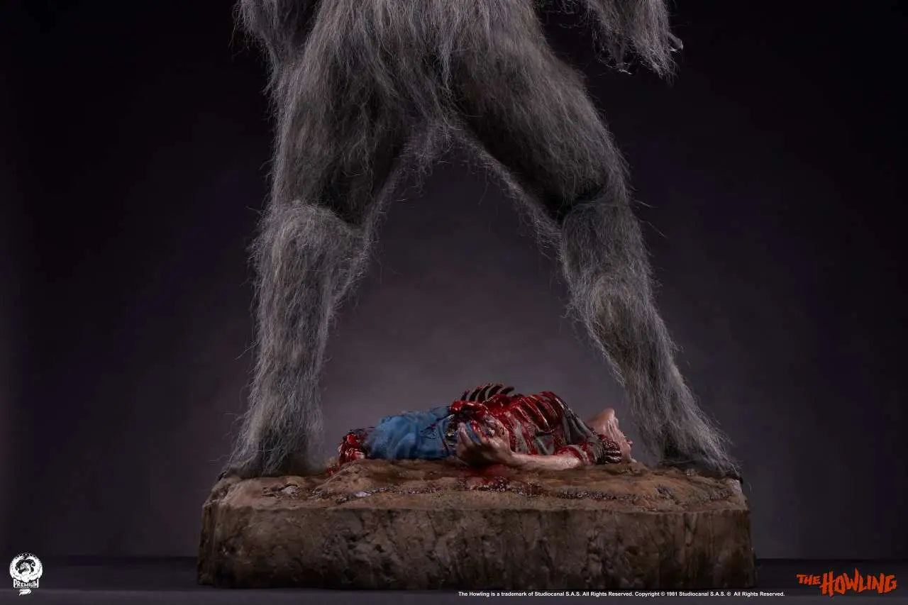 THE HOWLING 1:3 STATUE