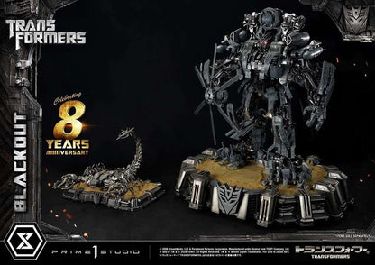 TRANSFORMERS BLACKOUT STATUE