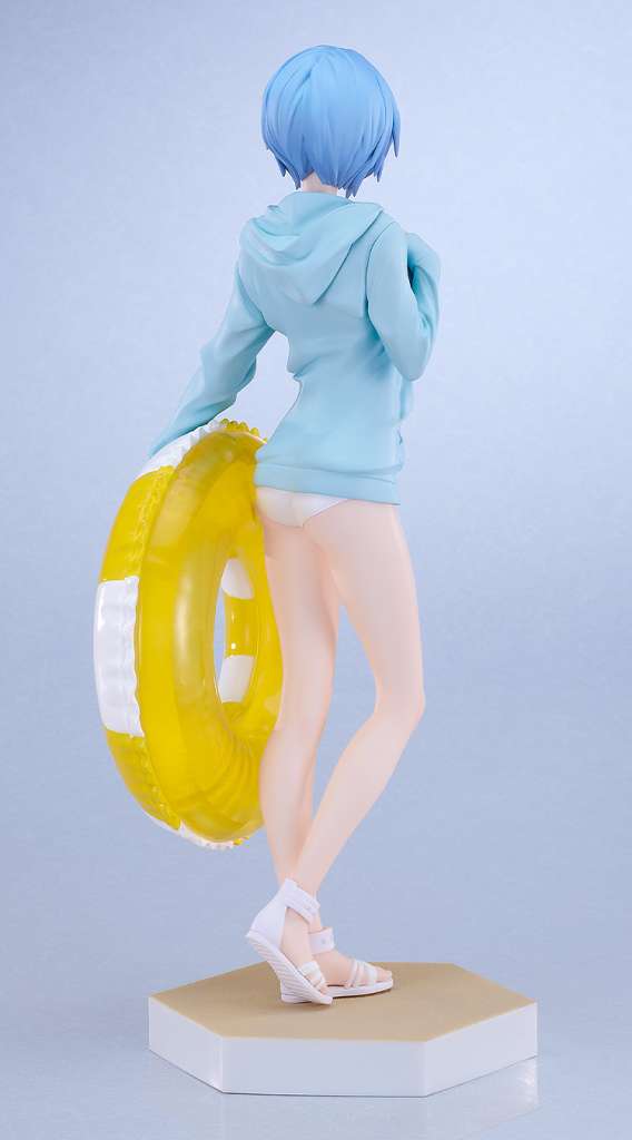 REB EVANG REI AYANAMI PUP L BEACH QUEENS STATUA GOODSMILE FR