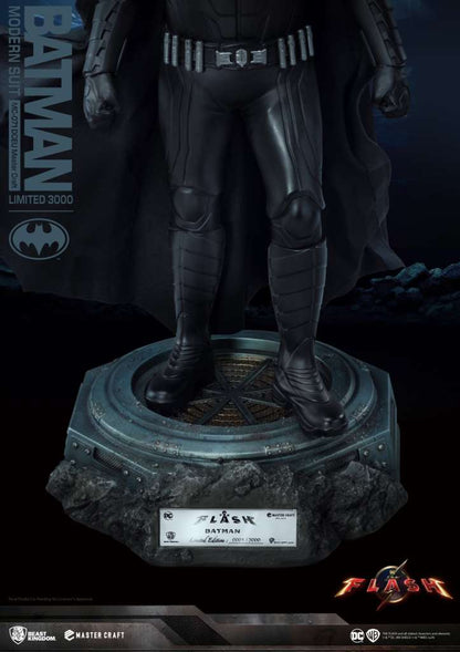 BATMAN MODERN SUIT MASTER CRAFT STATUE