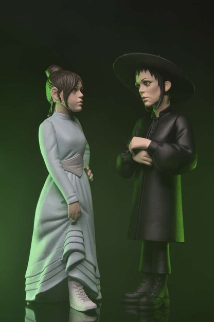 BEETLEJUICE 2 TOO TERR LYDIA&ASTRID 2PAC