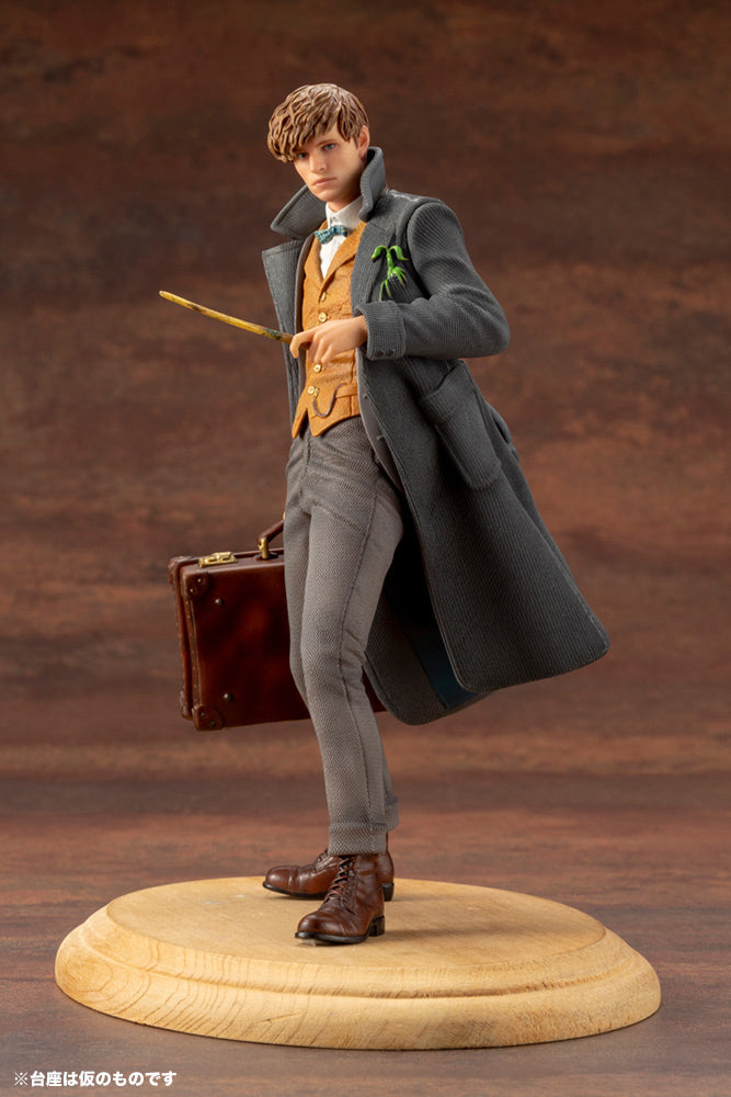 Animali Fantastici Crimini di Grindelwald Statua Newt Scamander ARTFX Kotobukiya