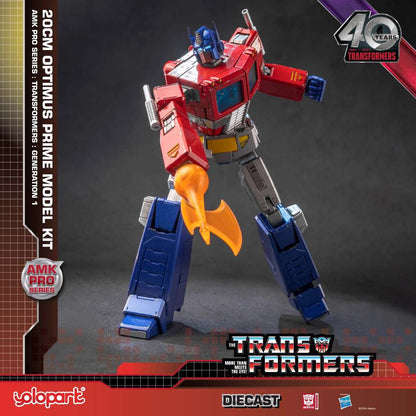 YOLOPARK OPTIMUS & PRIME - TRANSFORMERS GENERATION 1 AMK PRO MODEL KIT 20 cm