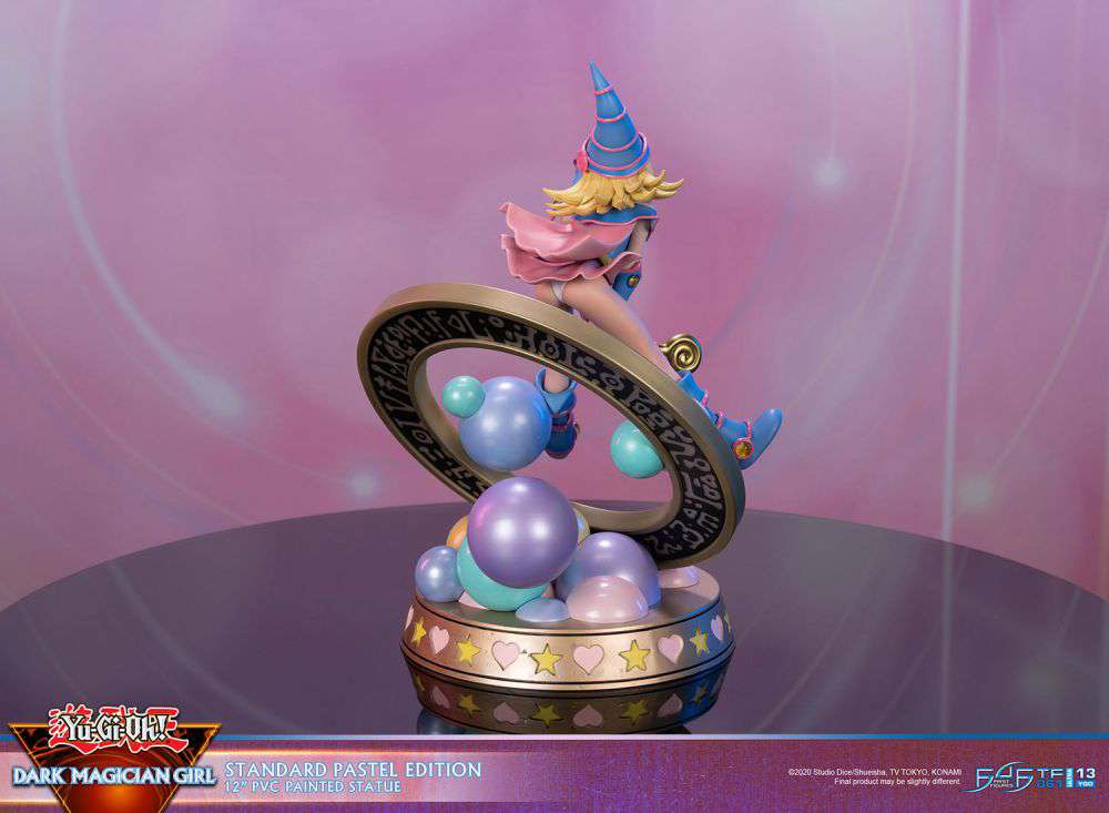 YU-GI-OH! PVC STATUA DARK MAGICIAN GIRL STANDARD PASTEL EDITION 30 CM FIRST 4 FIGURES