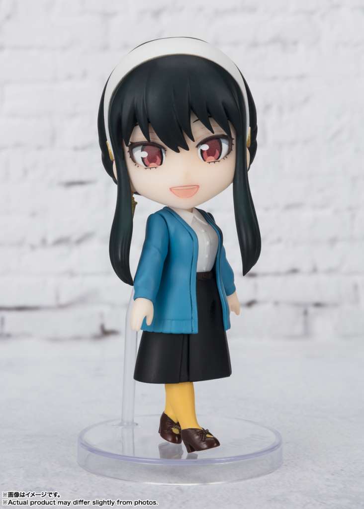 BANDAI RG SPY×FAMILY YOR FOER -ODEKEKE OUTFIT FIGUARTS MINI MINI FIGURA 10 cm