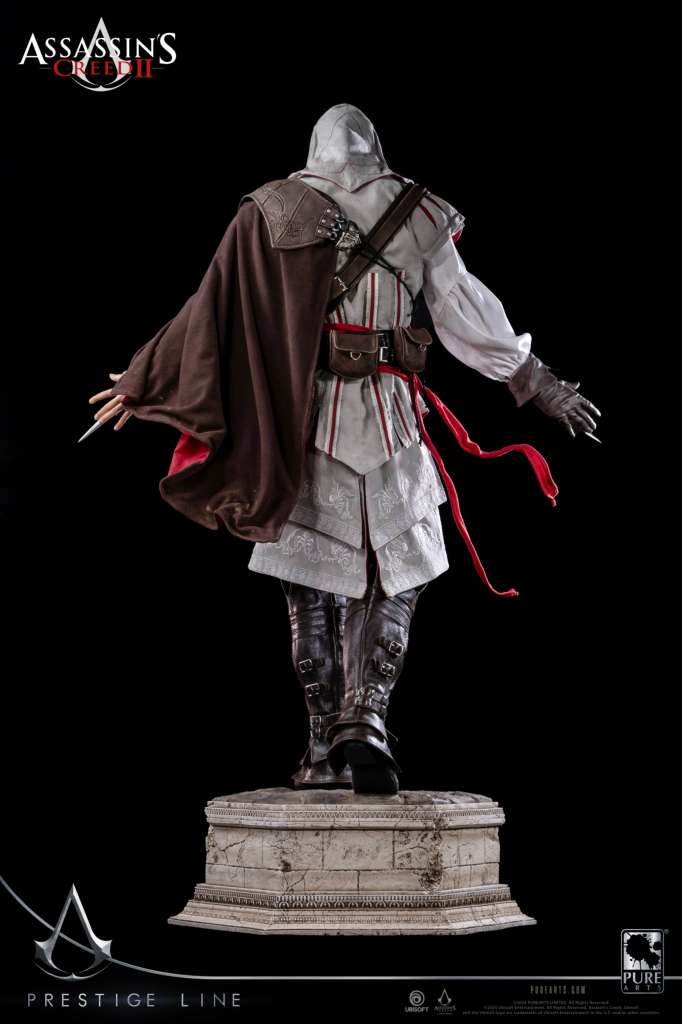 ASSASSIN CREED EZIO AUDITORE 1/2 SC STA