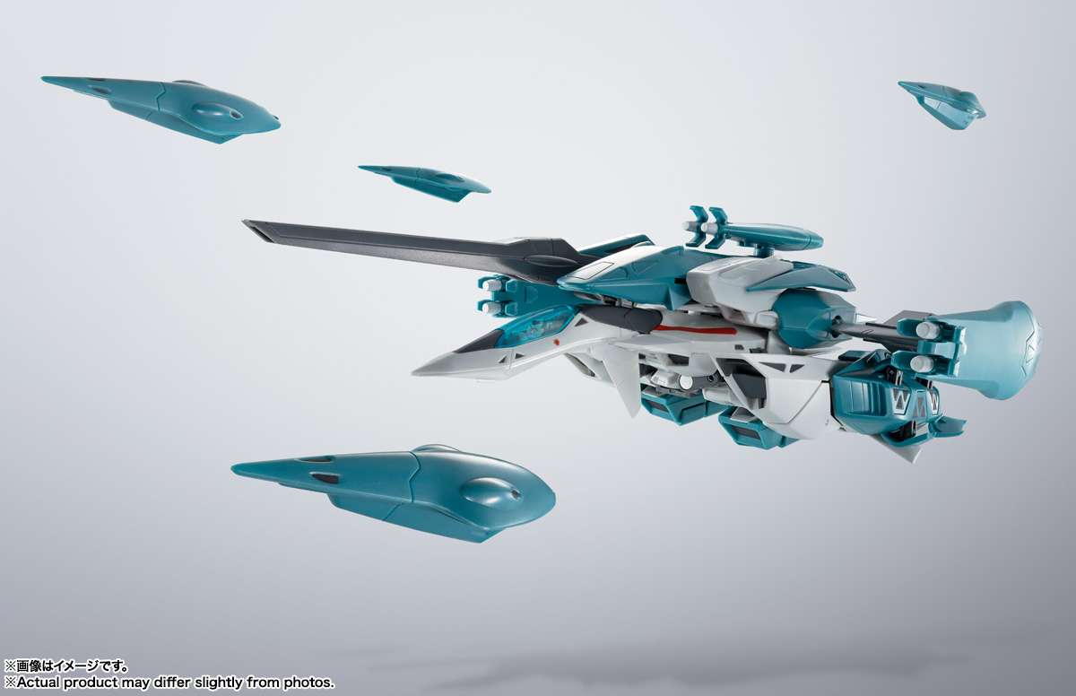 BANDAI MACROSS 2 HI-METAL VF-2SS VALKYRIE II SILVIE GENA LOVERS AGAIN ACTION FIGURE 16 cm