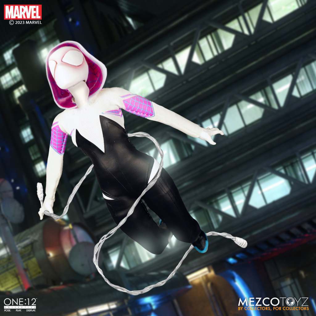 MEZCO TOYS ONE 12 COLLECTIVE GHOST-SPIDER AF ACTION FIGURE 15 cm