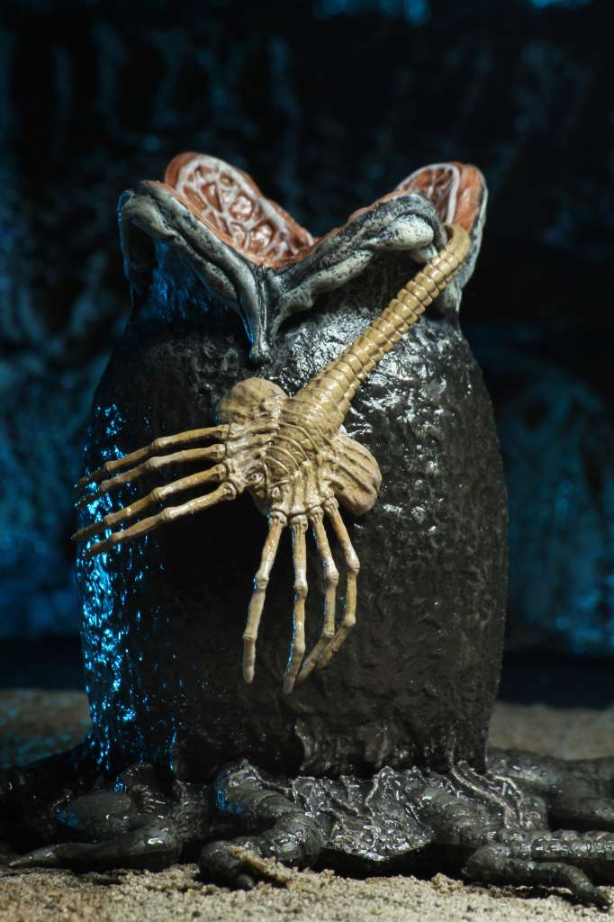 ALIEN ULTIM 40TH ANN BIG CHAP AF