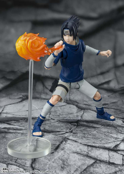 NARUTO S.H. FIGUARTS FIGURA SASUKE NINJA PRODIGIO DEL CLAN UCHIHA 13 CM BANDAI