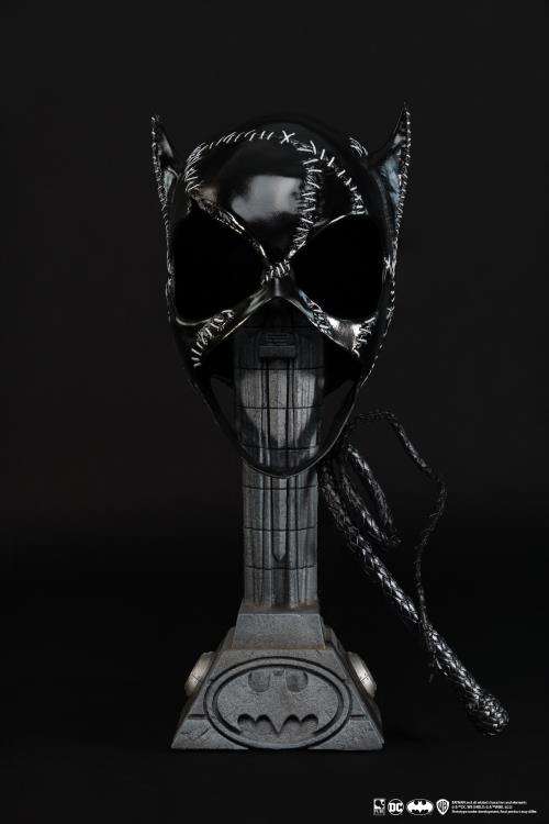 BATMAN RET CATWOMAN 1:1 SCALE MASK REP