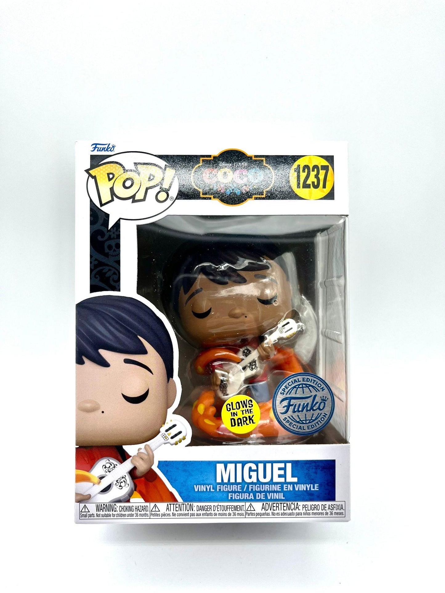 Coco Funko Pop! Disney Vinile Figura Miguel con Chitarra Luminoso 9 Cm