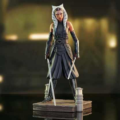 SW MANDALORIAN S2 AHSOKA STATUE