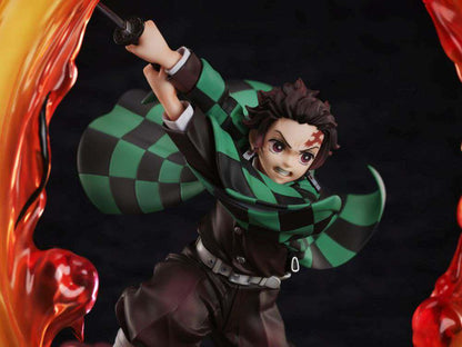 DEMON SLAYER: KIMETSU NO YAIBA STATUA 1/8 TANJIRO KAMADO 28 CM ANIPLEX