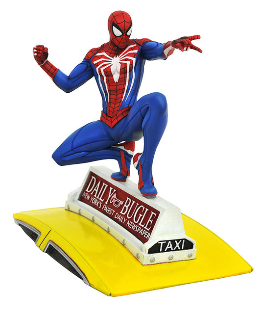 DIAMOND SELECT MG PS4 SPIDER-MAN ON TAXI STATUA