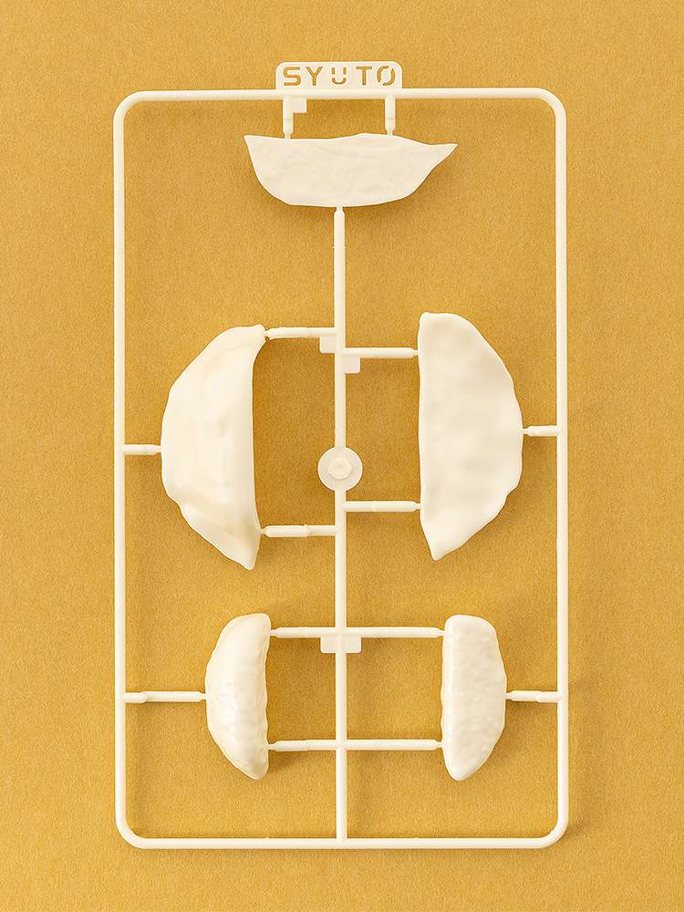GYOZA PLASTIC MODEL KIT