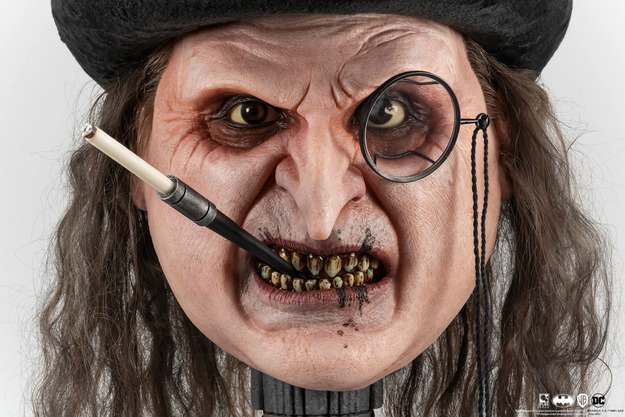 BATMAN RETURNS PENGUIN 1:1  MASK REPLICA