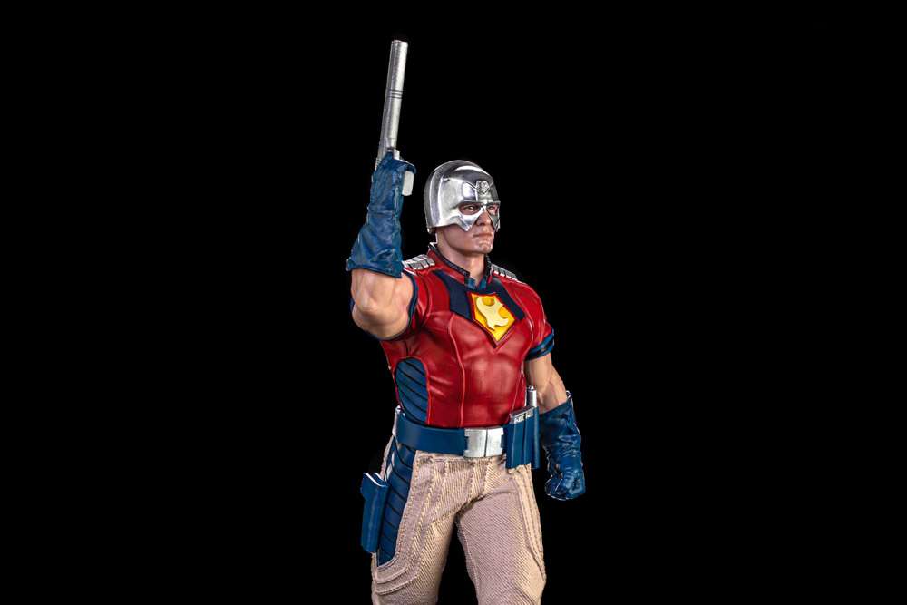 SUICIDE SQUAD  PEACEMAKER 1/10 STATUE