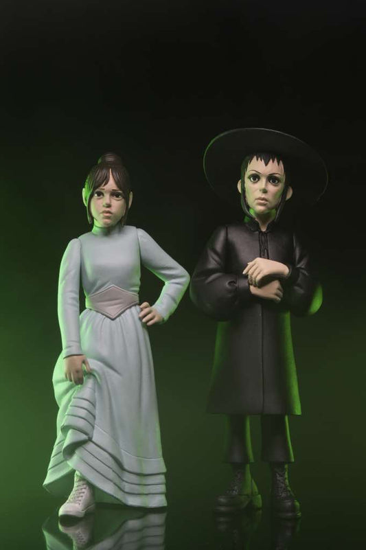 BEETLEJUICE 2 TOO TERR LYDIA&ASTRID 2PAC