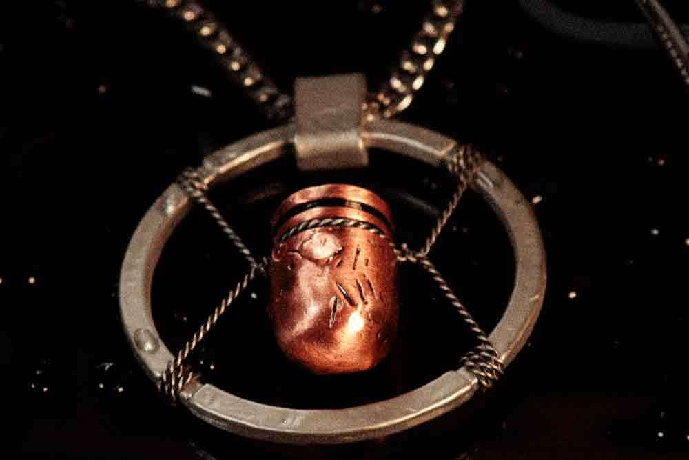 CYBERPUNK 2077 V  BULLET NECKLACE