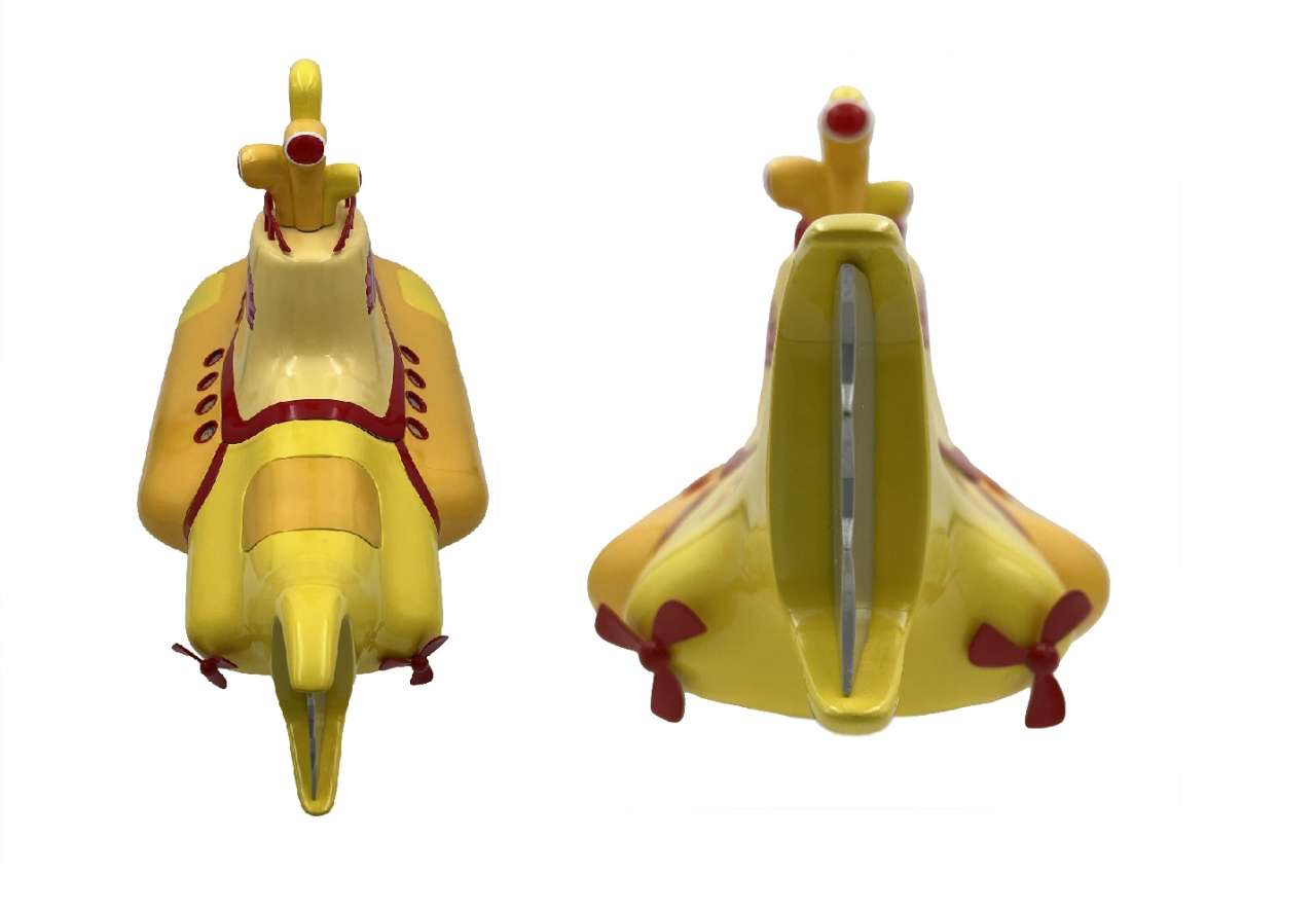 FACTORY ENT BEATLES YELLOW SUBMARINE STUDIO SCALE MODEL REPLICA 68 cm