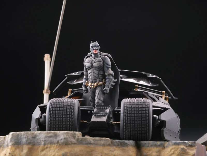 TDK TRILOGY BATMOBILE TUMBLER DIORAMA