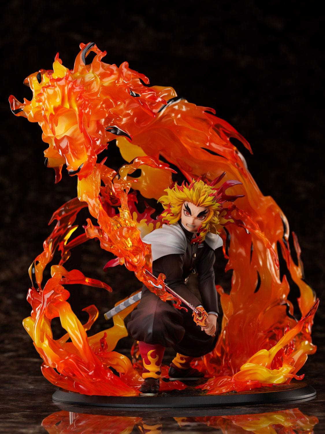 Demon Slayer: Kimetsu no Yaiba Statue 1/8 Kyojuro Rengoku 26 cm