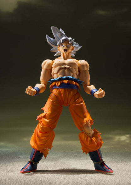 Dragon Ball Super S.H. Figuarts Action Figure Son Goku Ultra Instinct 14 cm(PRE-ORDER FINE NOVEMBRE 2024)