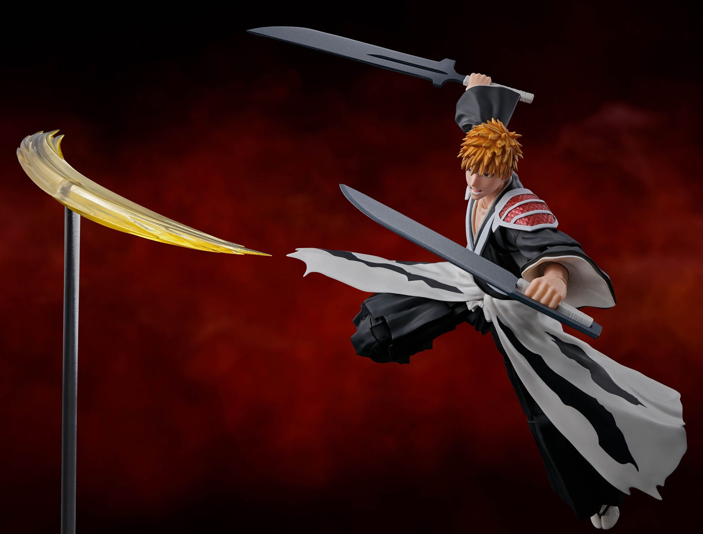 Bleach: Thousand-Year Blood War S.H. Figuarts Action Figure Ichigo Kurosaki Dual Zangetsu 16 cm(PRE-ORDER FINE DICEMBRE 2024)