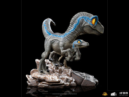 Jurassic World Dominion Mini Co. PVC Figure Blue and Beta 13 cm