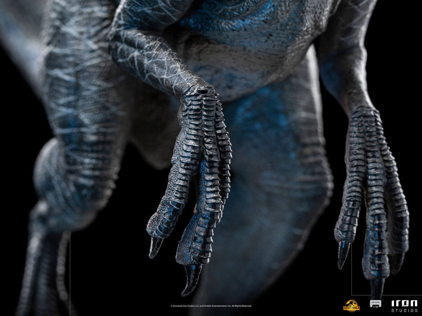 Jurassic World Dominion Art Scale Statue 1/10 Blue 19 cm