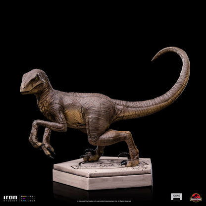 Jurassic World Icons Statue Velociraptor C 7 cm