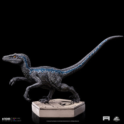 Jurassic World Icons Statue Velociraptor Blue 9 cm