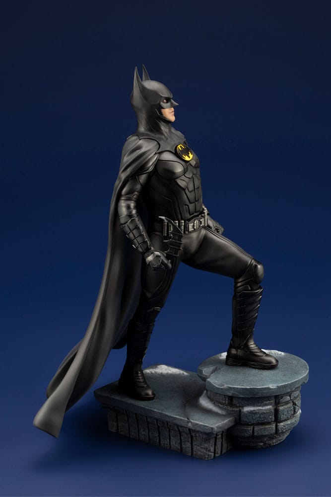 DC Comics ARTFX PVC Statue 1/6 The Flash Movie Batman 34 cm