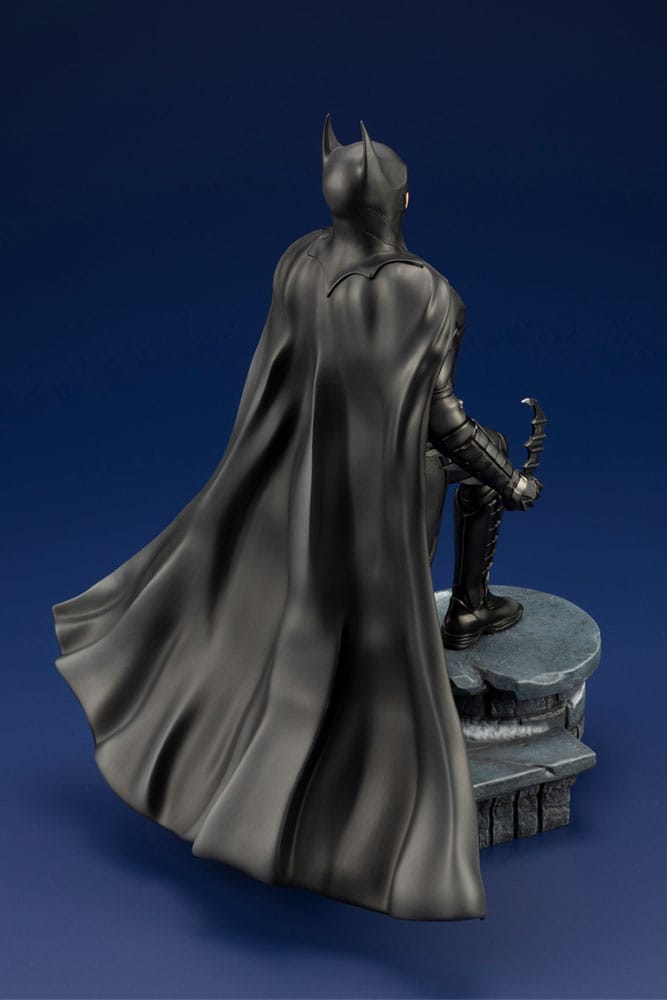 DC Comics ARTFX PVC Statue 1/6 The Flash Movie Batman 34 cm