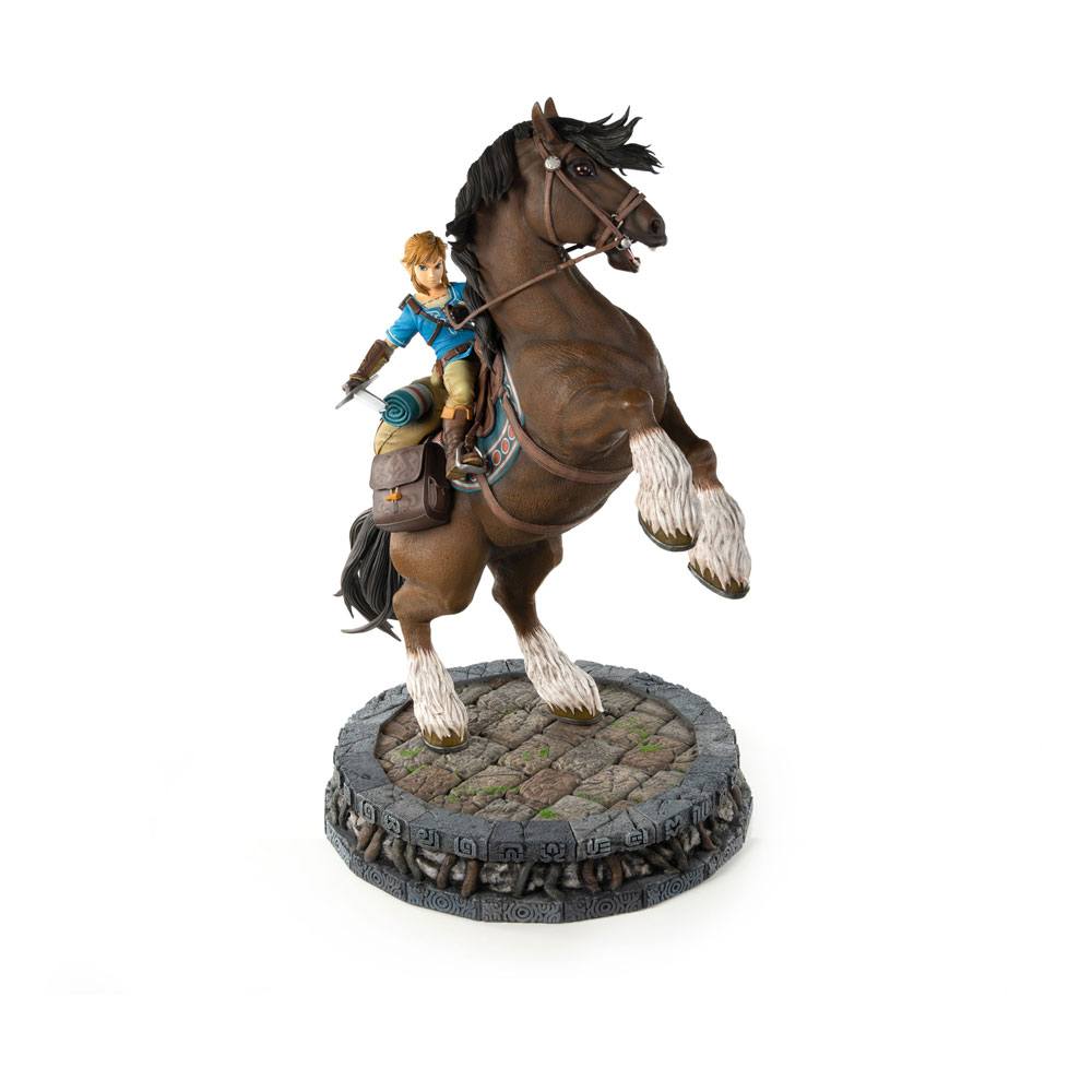 The Legend Of Zelda Breath Of The Wild Statua Link On Horseback 56 Cm First 4 Figures